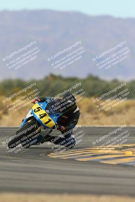 media/Feb-07-2025-CVMA Friday Practice (Fri) [[7034960ba2]]/3-Racer 3-NRS/Session 4 (Turn 16)/
